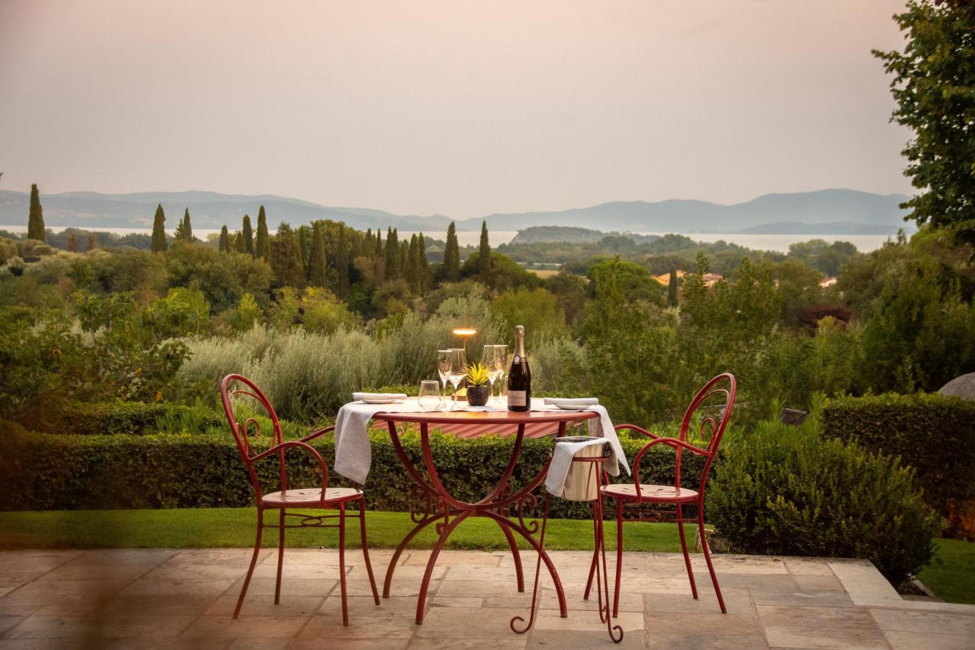 I Capricci Di Merion - Resort & Spa Tuoro sul Trasimeno Exterior photo